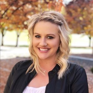 Meet your Posher, Haylie